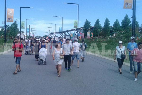 La adrenalina del Dakar ya se vive en las calles de Argentina