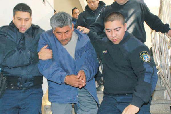 Hizo recordar al caso del hombre que esclavizoacute a su hijastra y la embarazoacute en doce ocasiones en Sarmiento