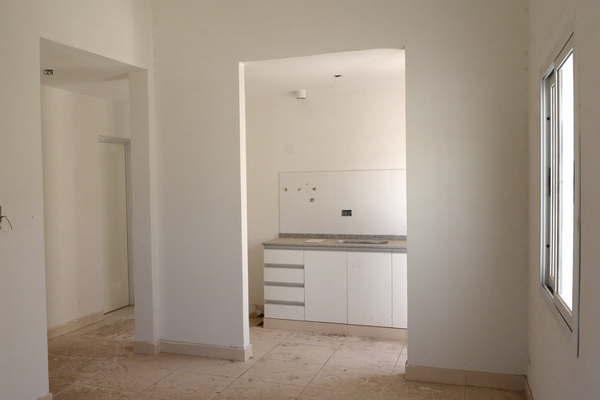 Coacutemo son por dentro las modernas casas del barrio Aeropuerto 892 Viviendas al norte de la ciudad