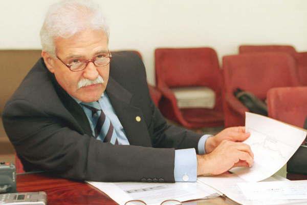 Pignanelli afirmoacute que la devaluacioacuten fue excesiva