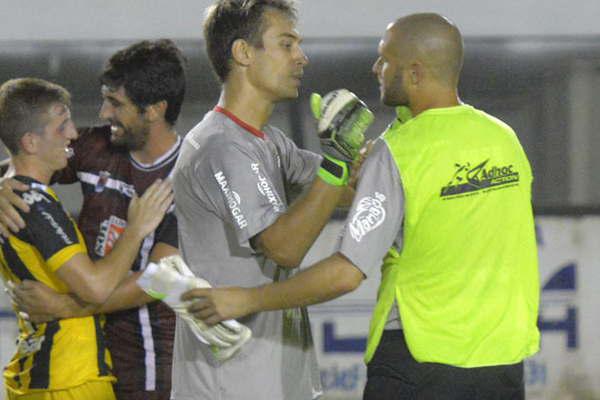 El arquero Lucas Calvintildeo consideroacute que el empate fue justo y ya piensa en Chacarita