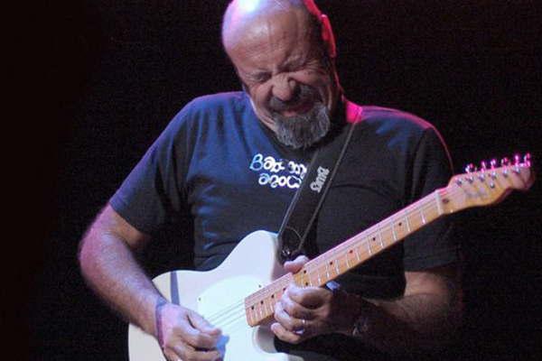 Heacutector Starc- `La marihuana matoacute al lsquoFlacorsquo Spinetta