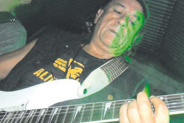 Murioacute Rauacutel Dilelio uno de los fundadores de La Renga