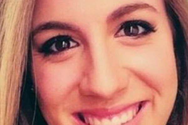 Laura Esquivel cambiaraacute a Patito feo por Divina