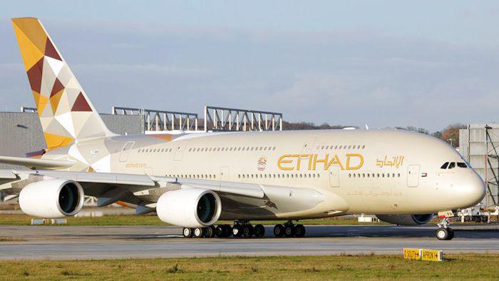 Desesperado pedido de dos abuelos al piloto de un avioacuten