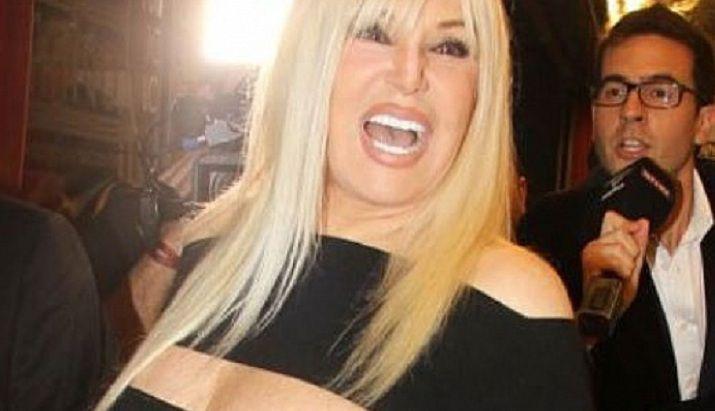 El accidente hot de Susana Gimeacutenez en el casamiento de Coppola