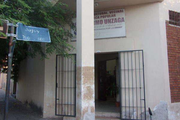 La biblioteca Uacutenzaga conmemora su 86deg aniversario junto a sus socios