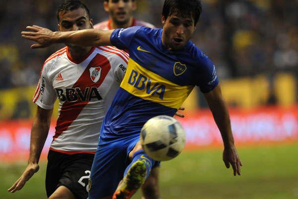 Nicolaacutes Lodeiro corrioacute todo y fue uno de los maacutes claros en Boca Juniors