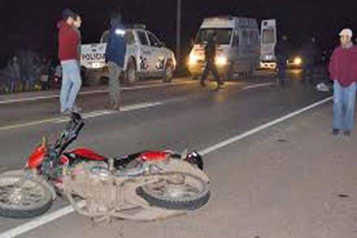 Derrape fatal un motociclista murioacute en el acto
