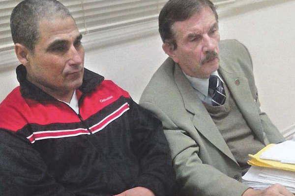 Alojoacute en su casa al hermano y eacuteste violoacute cinco antildeos a su hija menor