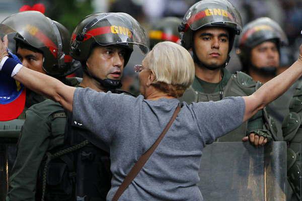 La revocatoria agrava la divisioacuten entre los militares venezolanos