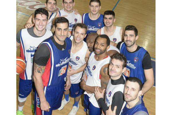 Se levanta el teloacuten para ver al campeoacuten