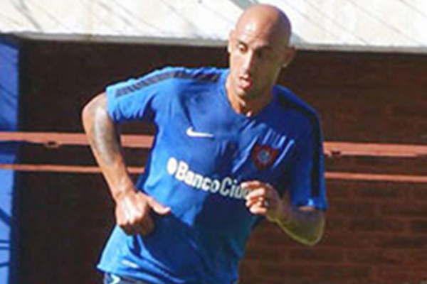 EMBLEMA El Pichi Mercier es un referente de este San Lorenzo que viene en alza