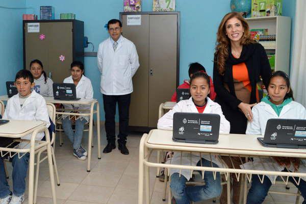 La mandataria recorrió las instalaciones