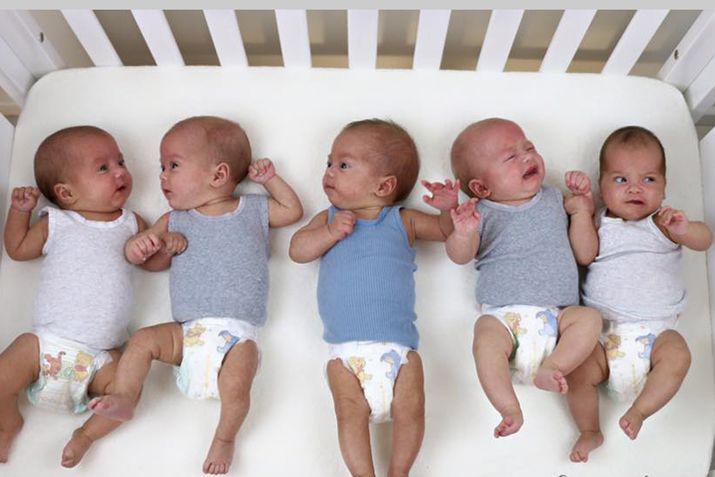 Los cinco estn sanos y felices