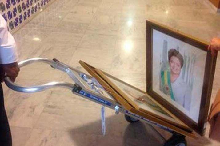 Todos fueron sacados de las paredes