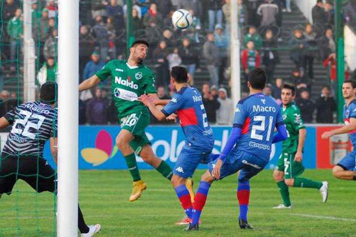 Sarmiento perdioacute con Tigre en Juniacuten