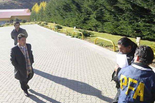 Descubren otras 26 propiedades de Laacutezaro Baacuteez en Chubut