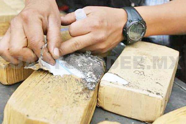 Secuestran 8 ladrillos de cocaiacutena durante un operativo en el departamento Copo