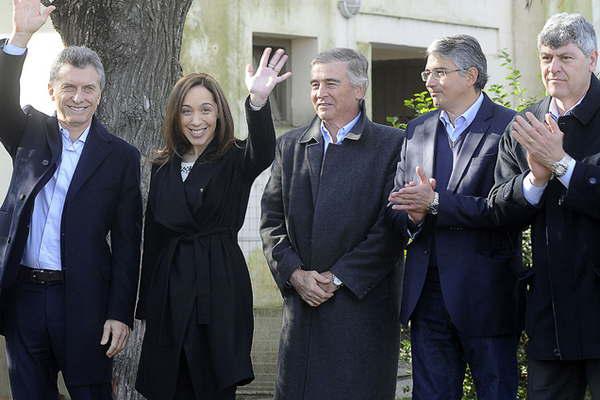 Macri anuncioacute que realizaraacuten inversiones para extender y ampliar la red de conexiones a internet