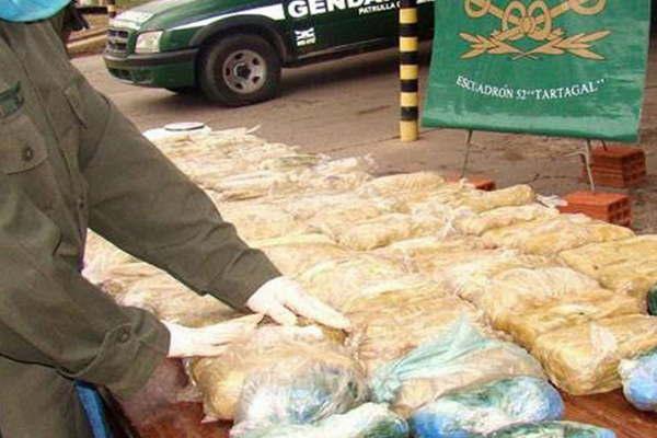 Un narcogendarme  fue detenido por enviar  droga de Salta a San Juan