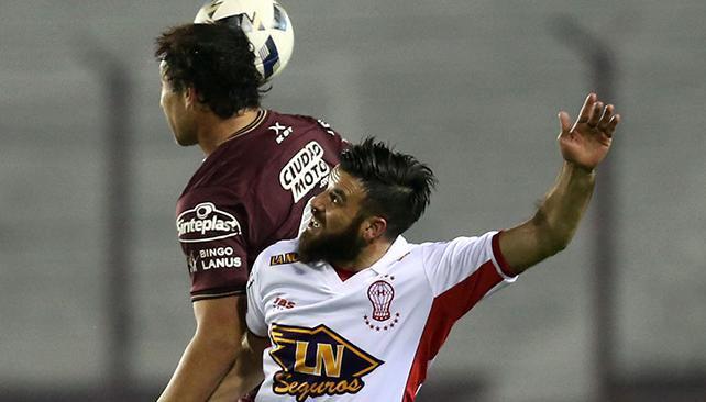 Huracaacuten le ganoacute a Lanuacutes en La Fortaleza