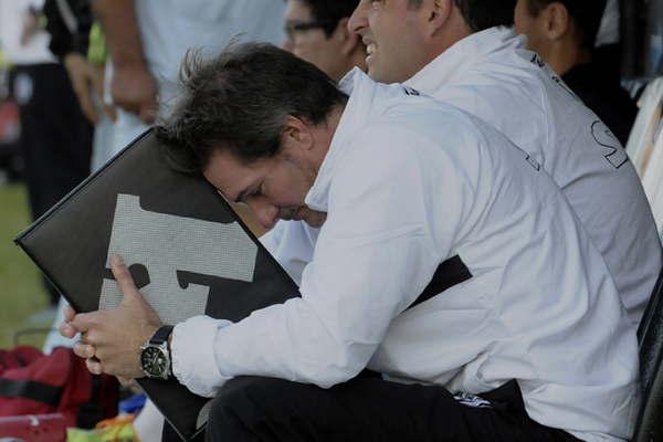 Estoy muy golpeado la situacioacuten es complicada