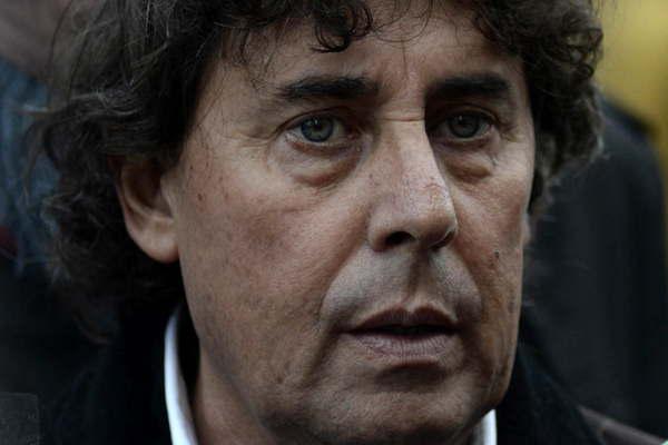 La CTA y la CGT negocian la realizacioacuten de un paro