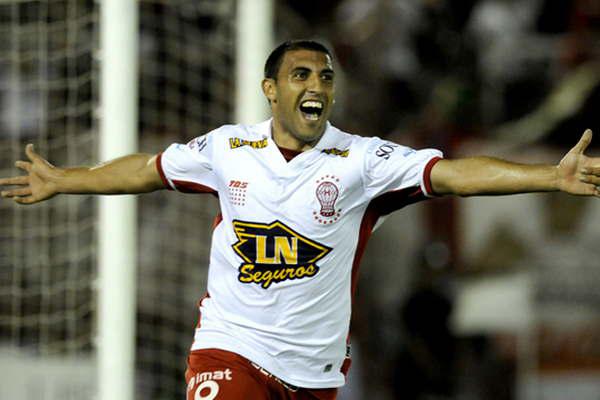 Wanchope aacutebila confirmoacute que no jugaraacute maacutes en Huracaacuten