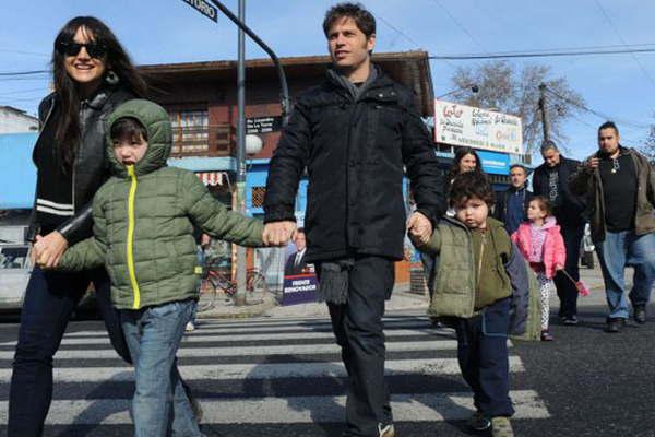 Intentaron agredir a Axel Kicillof cuando llevaba a su hijo a la escuela