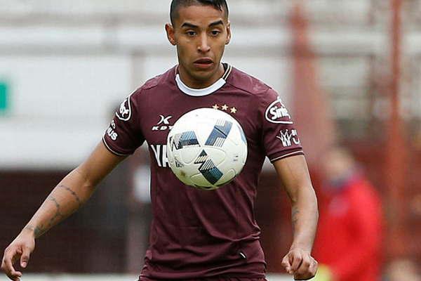 Martino le volvioacute a dar la derecha al santiaguentildeo Goacutemez