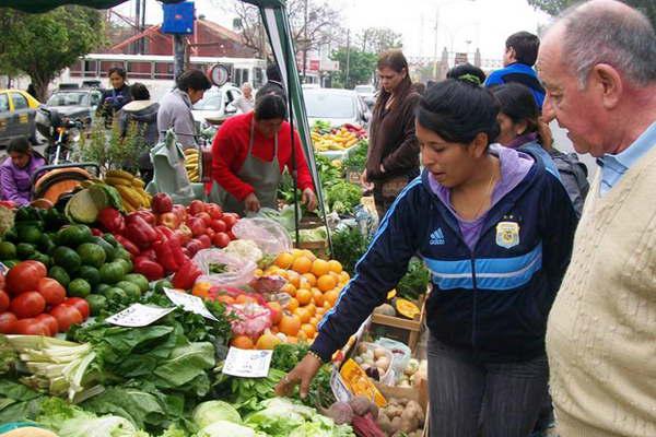 Villa Riacuteo Hondo prepara una feria especial este 25 de Mayo