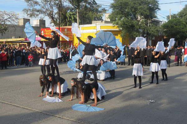 Las Termas homenajeoacute a los proacuteceres de la Gesta de Mayo de 1810