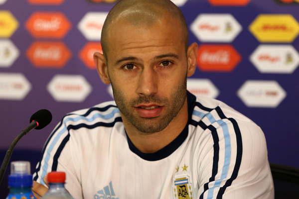 Mascherano- Hay que convivir con la mochila de ganar 