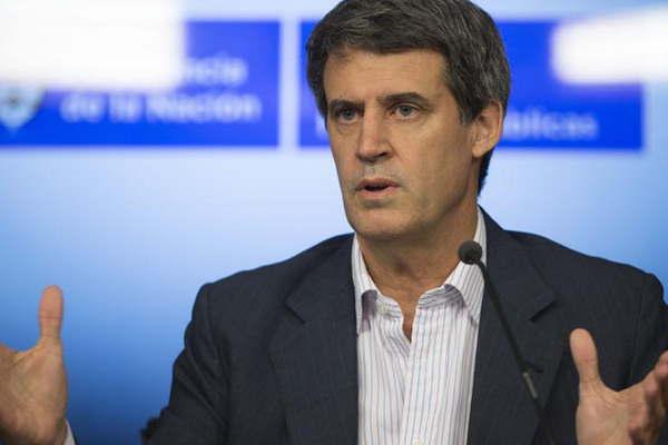 El ministro Prat Gay viaja a Espantildea para reunirse con empresarios e inversores 