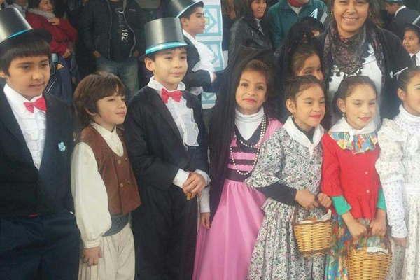 Celebracioacuten en la Escuela 226 Francisco de Aguirre