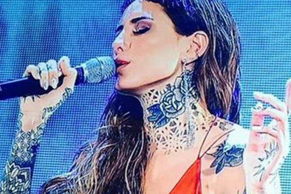 Candelaria le pondraacute su voz a la cortina de ShowMatch 