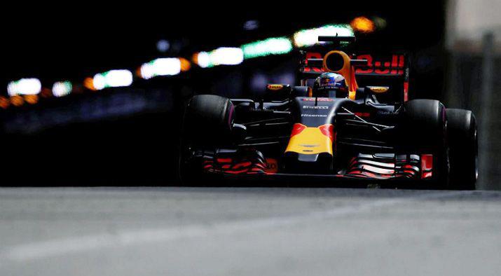 Daniel Ricciardo vuela en Moacutenaco Red Bull ha vuelto