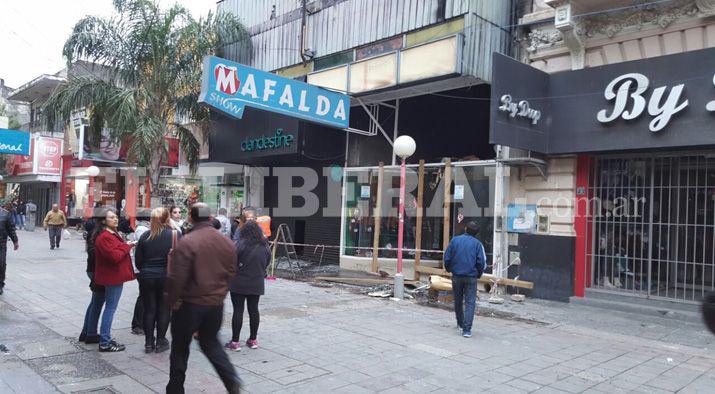 Asiacute quedoacute el local comercial tras el incendio