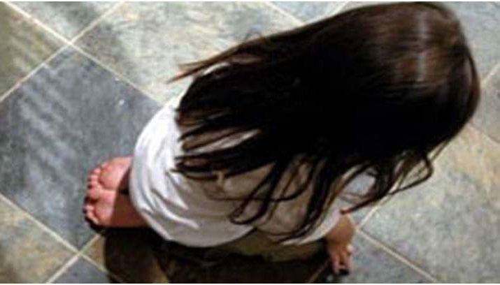 Aberrante- Una nena de 7 antildeos le contoacute a su madre que era abusada por su tiacuteo