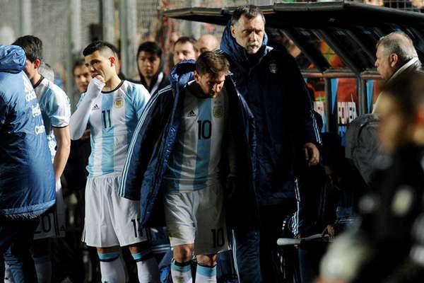 Messi preocupoacute en la despedida ante Honduras