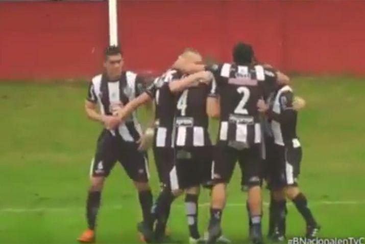 Central Coacuterdoba vencioacute a Los Andes y salioacute de la zona del descenso