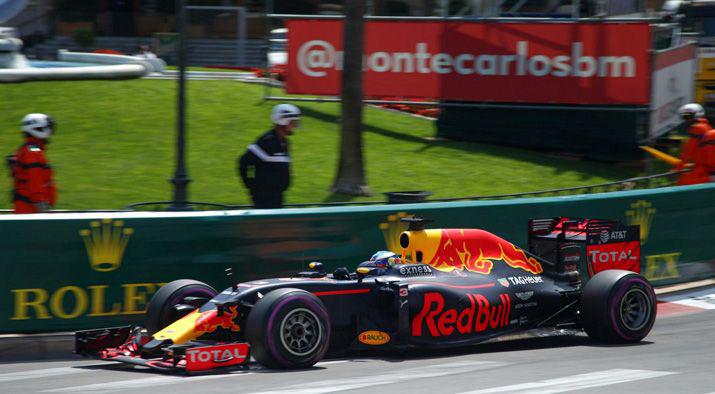 Se larga el GP de Moacutenaco- Daniel Ricciardo en la pole