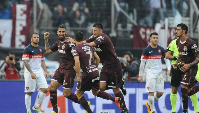 Los cuatro goles del Lanuacutes campeoacuten