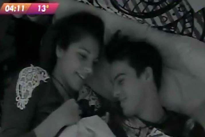 Gran Hermano 2016- Ivana Icardi y Matias bajo las saacutebanas