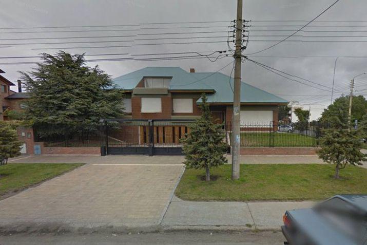 Allanamiento en la casa que Neacutestor le vendioacute a Laacutezaro Baacuteez