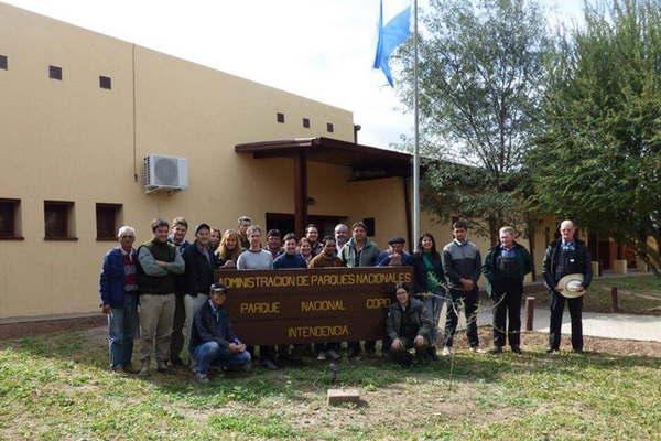 Intercambian experiencias con cientiacuteficos alemanes en el Parque Nacional Copo
