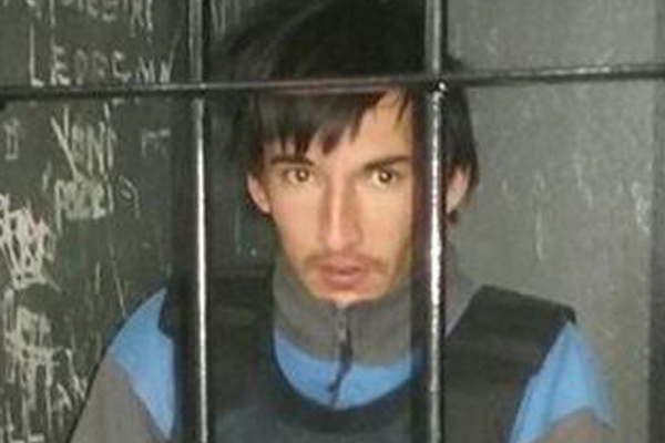 Intentoacute vender por Facebook la planchita