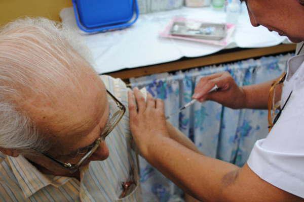 Asciende a 37 la cifra de muertes por el virus de gripe A en todo el paiacutes