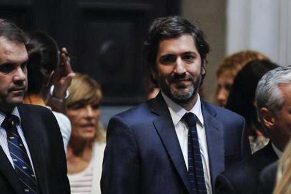 Familia de Baacuteez pediraacute investigar llamados de Casanello a la expresidenta